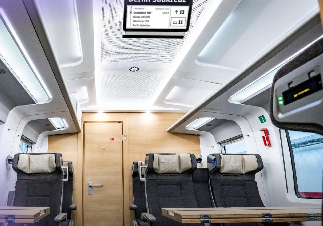 High-speed composite interior